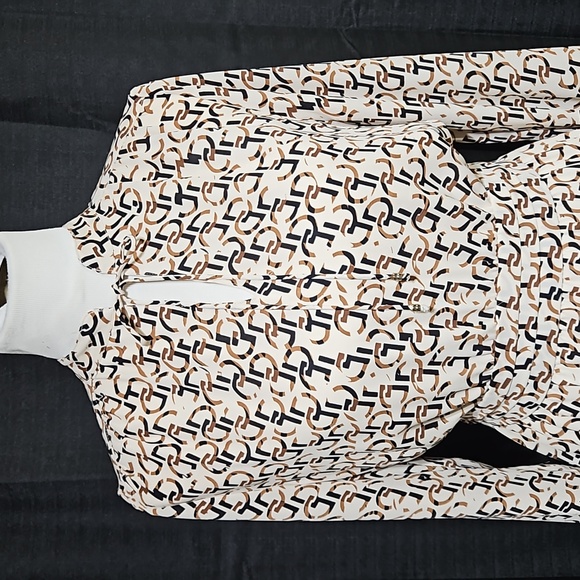 H&M print long sleeve dress - Picture 2 of 5